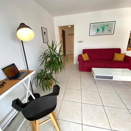 Appartement Lumineux Et Calme Saint-Denis Centre Eksteriør billede