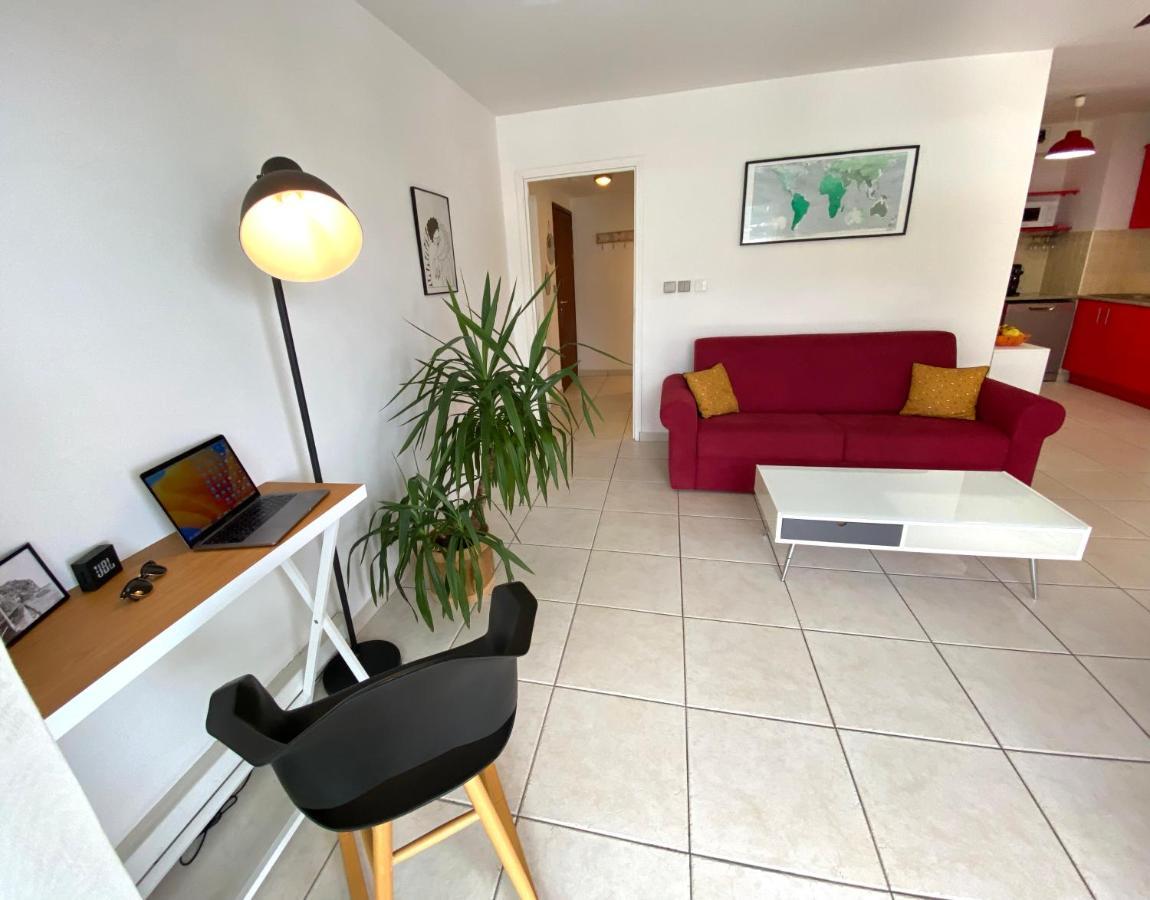 Appartement Lumineux Et Calme Saint-Denis Centre Eksteriør billede