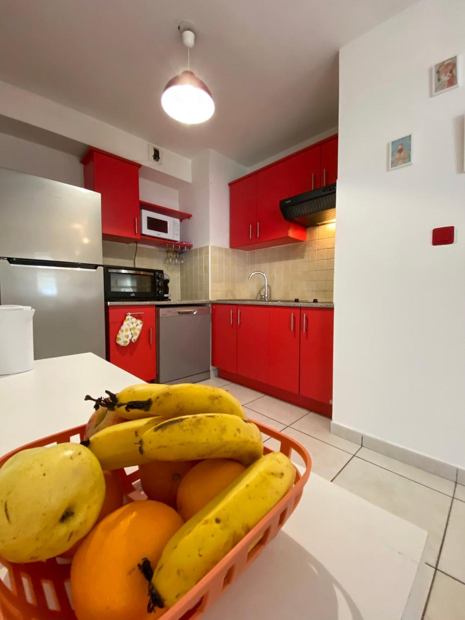 Appartement Lumineux Et Calme Saint-Denis Centre Eksteriør billede